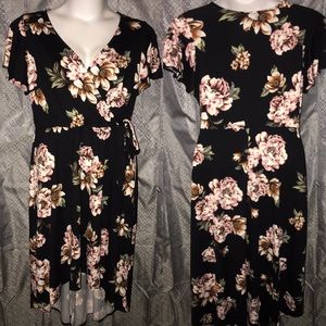 ⬇️Floral faux wrap high low dress
